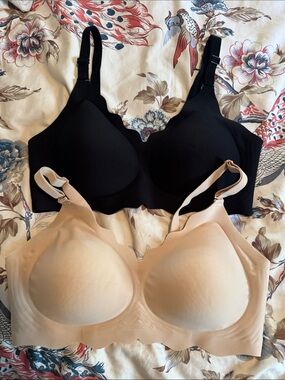 Shecurve Comfort T-Shirt Bra — Black and Nude